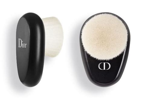 dior buffing brush review